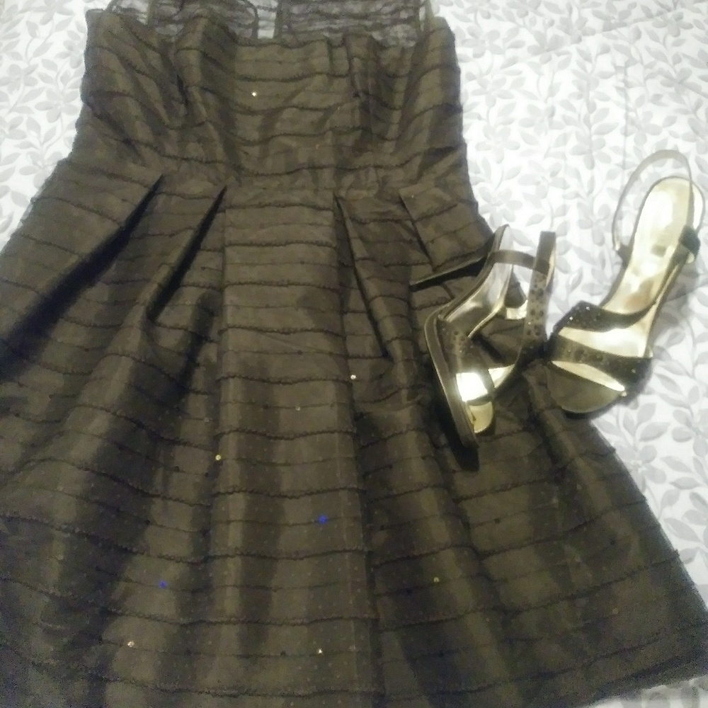 Heels - Picture 5 of 5